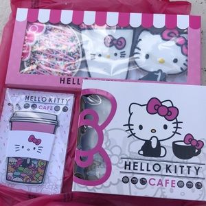 Hello Kitty Cafe  Key Chain